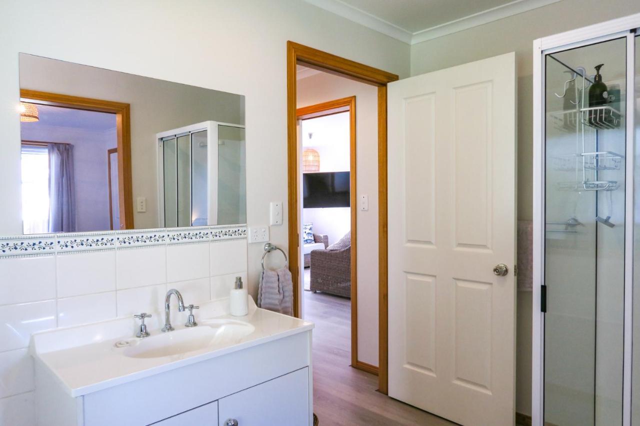 Radcliffe Retreat And Spa Cottage Port Arthur Exteriör bild